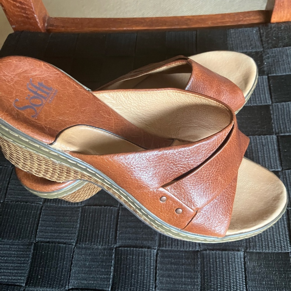 Sofft Clogs Mules Womens 120150 Leather Slip In Sandals Brown 9.5 Wide
